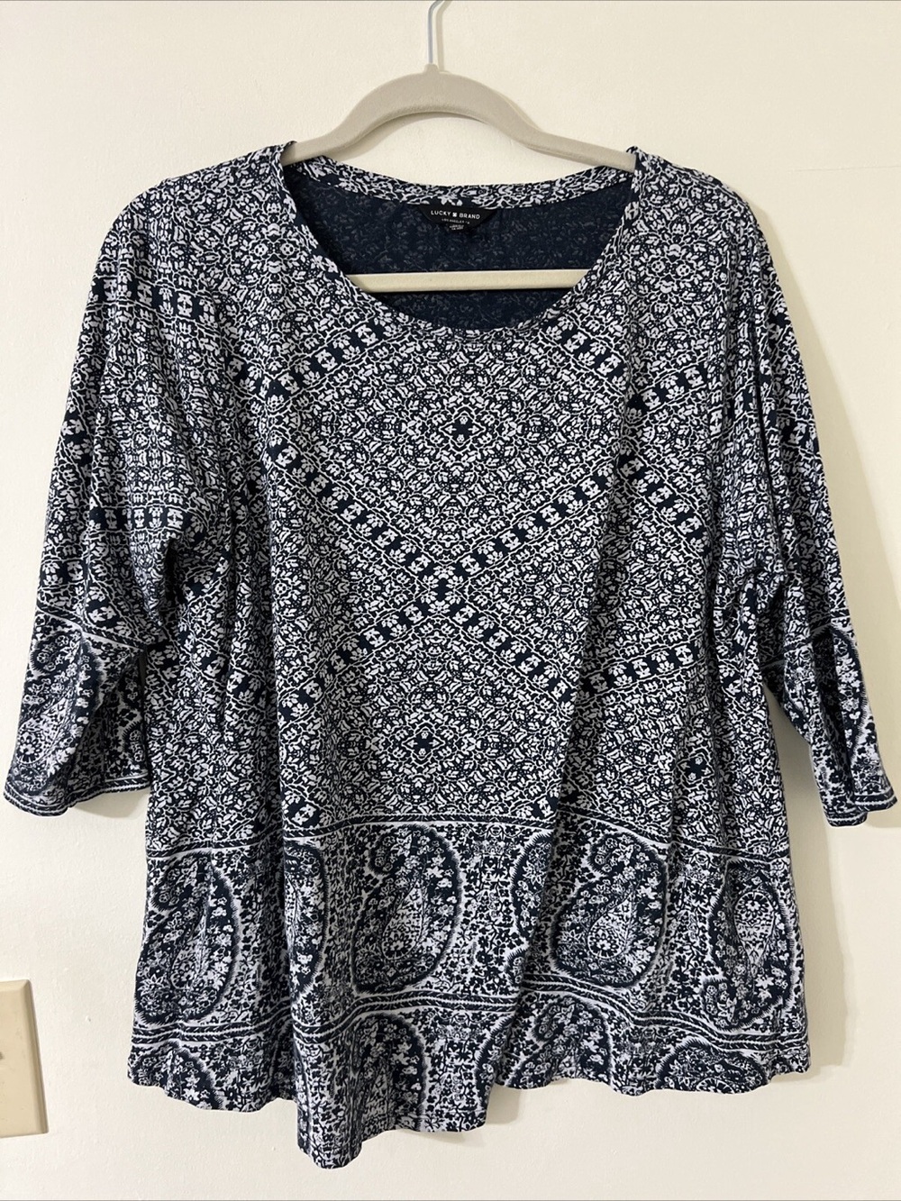 Lucky Brand 3/4 Sleeve Navy Blue and White Top